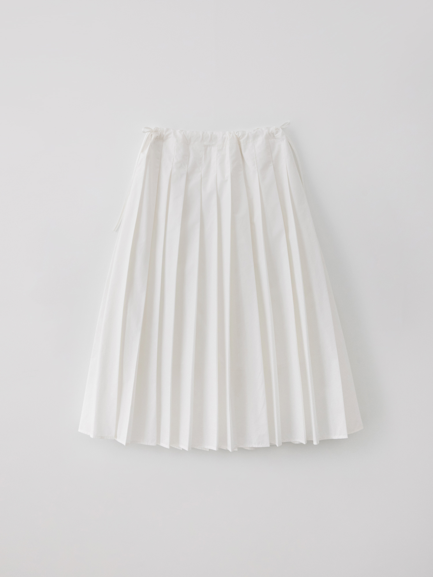 String pleats skirt (white)